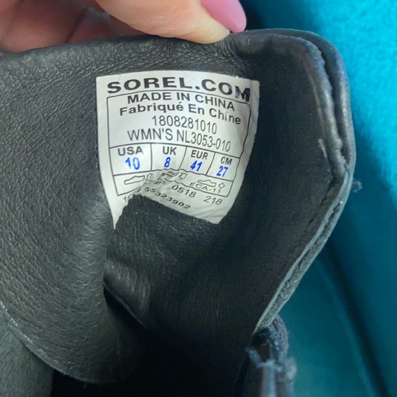 Sorel boots. Size 10 - Picture 5 of 6